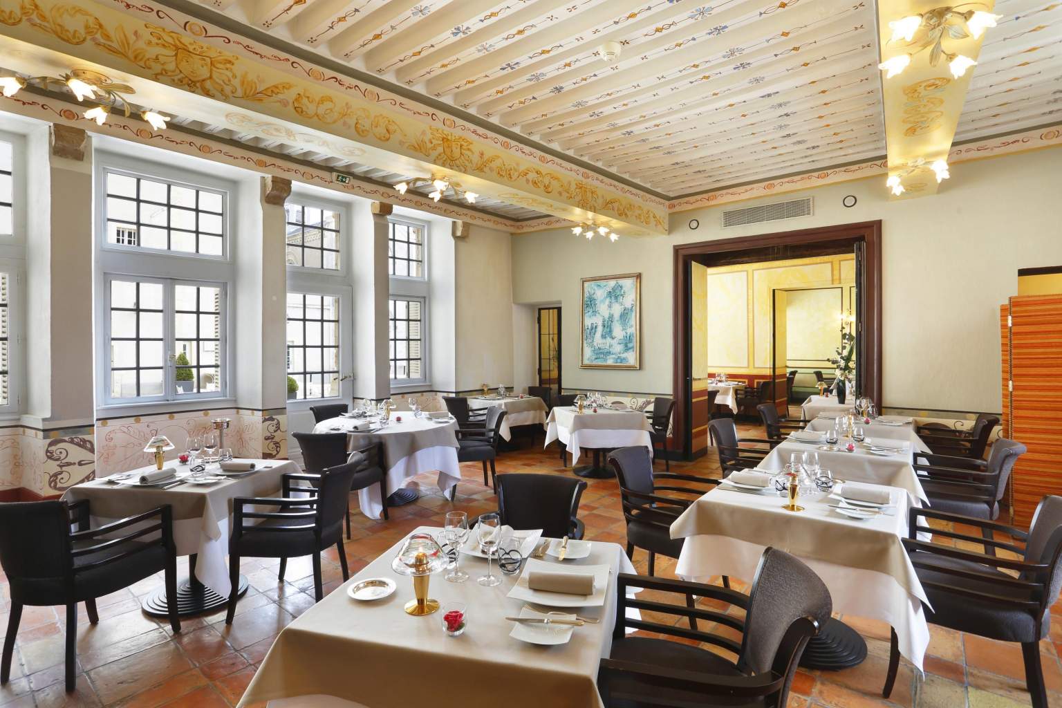 Découvrez pour vos séminaires proche de Lyon, le restaurant Chateau Pizay