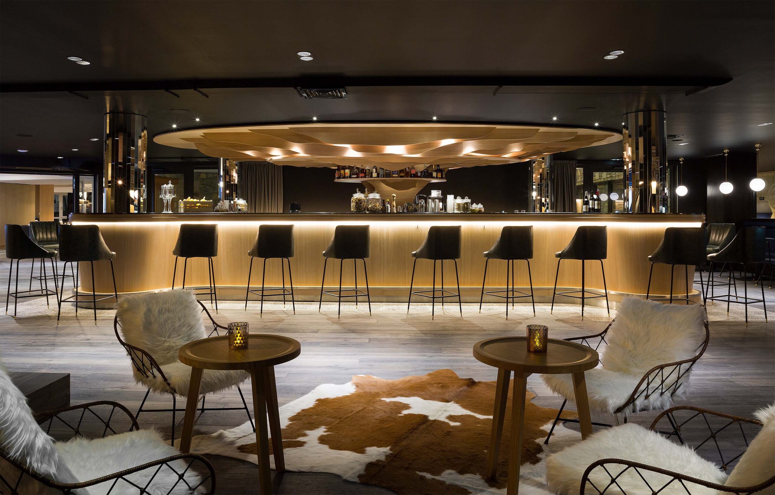 Découvrez pour de vos évènements professionnels en Savoie, Araucaria Hôtel & Spa vous accueille dans une ambiance chic et chaleureuse.