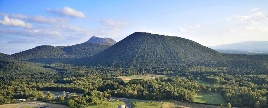 Découvrez pour vos séminaires à Puy De Dome. Vulcania, implanté au coeur de l'ensemble de la Chaine des Puys.