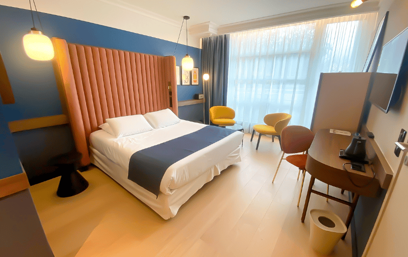 Le complexe hôtelier Golden Tulip Aix Les Bains compte au total plus de 100 chambres aménagées pour un séjour d'affaire avec votre équipe !