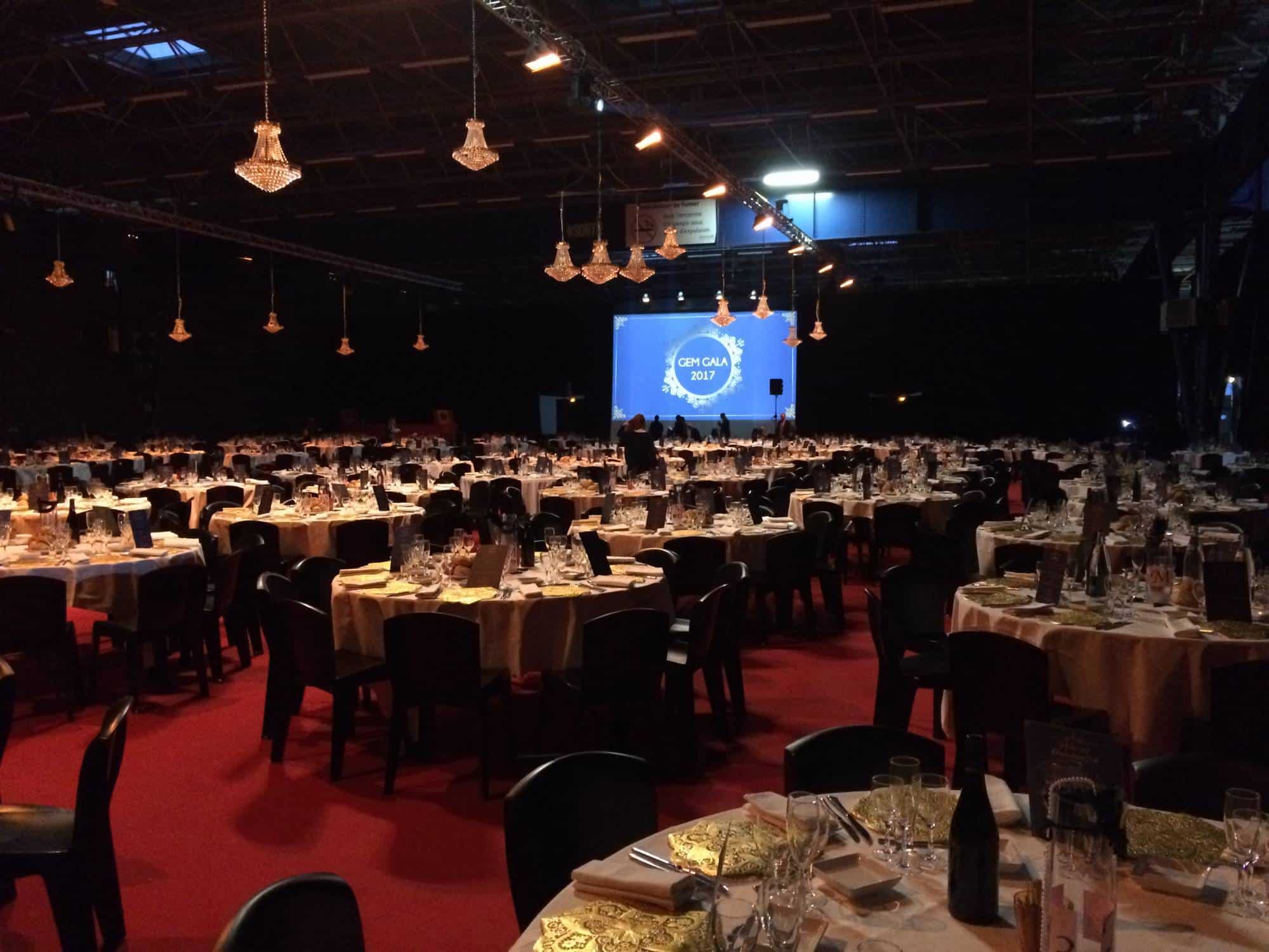 Découvrez pour vos évènements professionnel en région Auvergne-Rhône-Alpes, La Fine Fourchette traiteur-créateur et organisateur de réceptions.