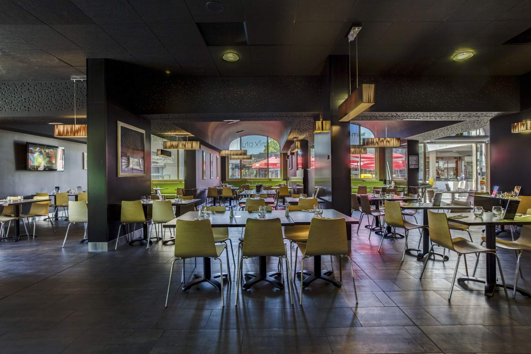 Restaurant moderne de l’Hôtel des Congrès à Lyon Villeurbanne