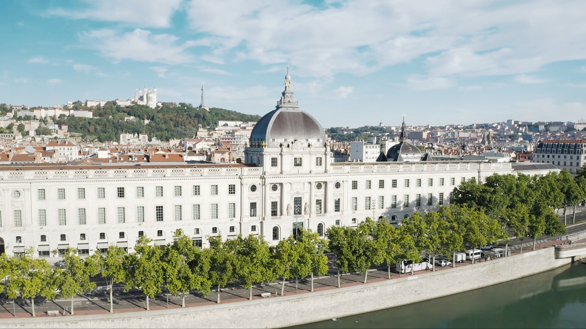 L'intercontinental Lyon, emblematique au sein de la capital française de la gastronomie vous propose de le découvrir pour vos évènement professionnels.