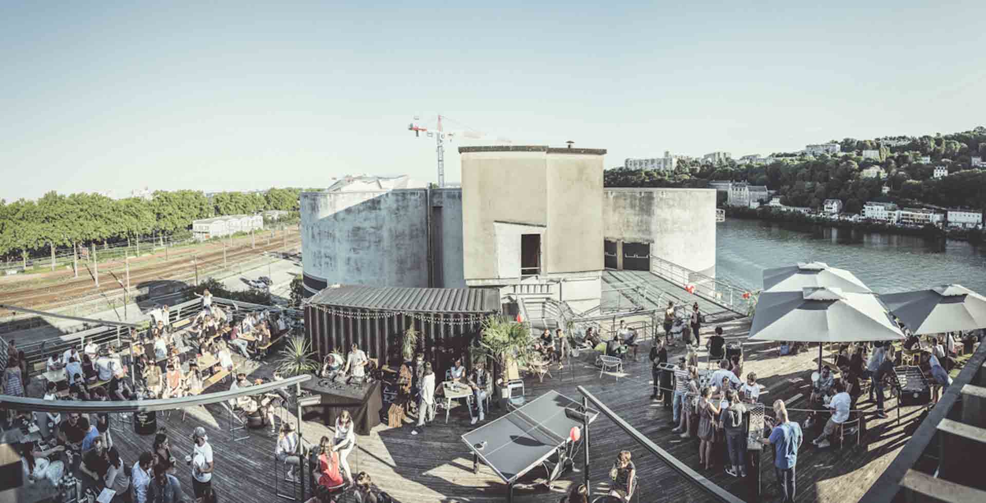 Découvrez pour vos évènements d'entreprise à Lyon, le Sucre pour vos dîners, conférence, cocktails et séminaires.