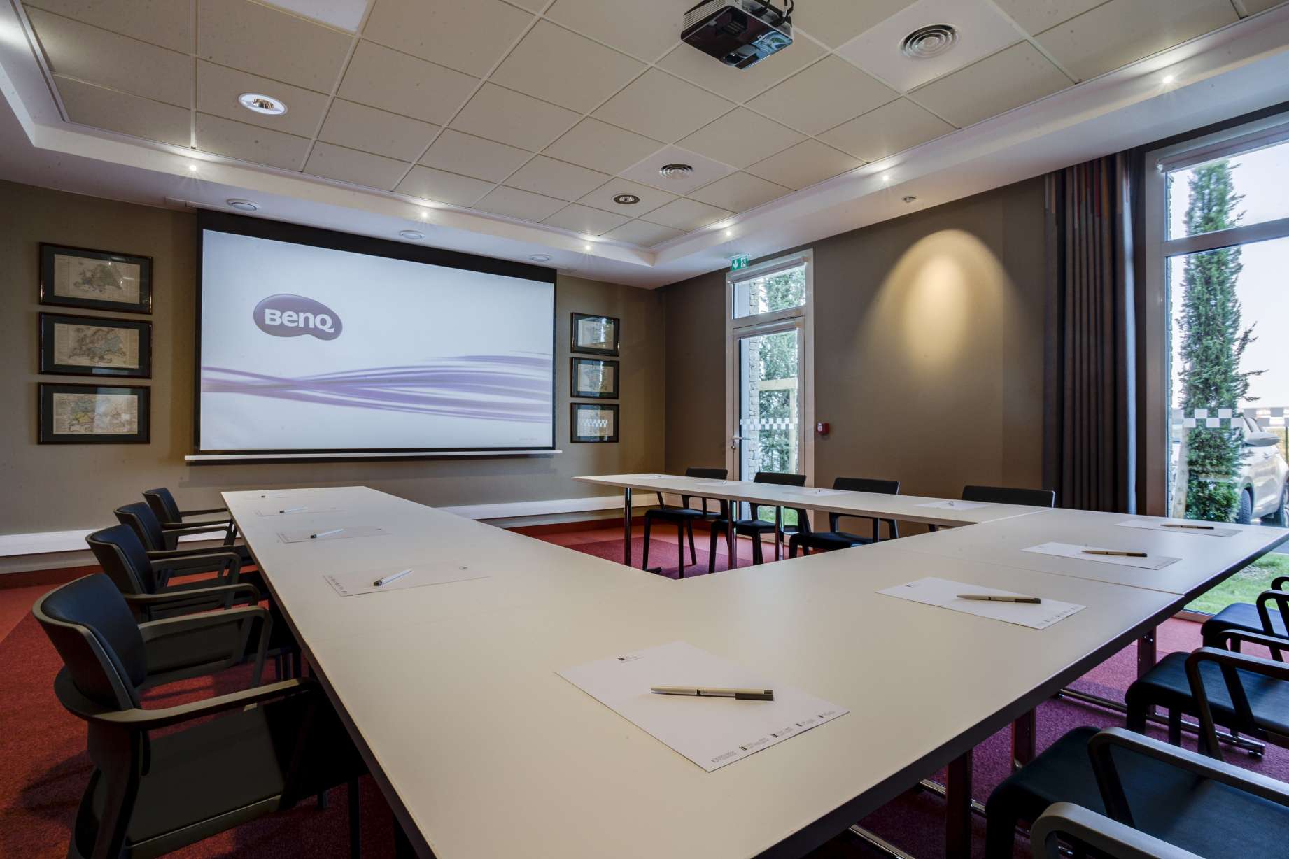 Salle de séminaire avec équipement audiovisuel à l’Hôtel Parkest Lyon