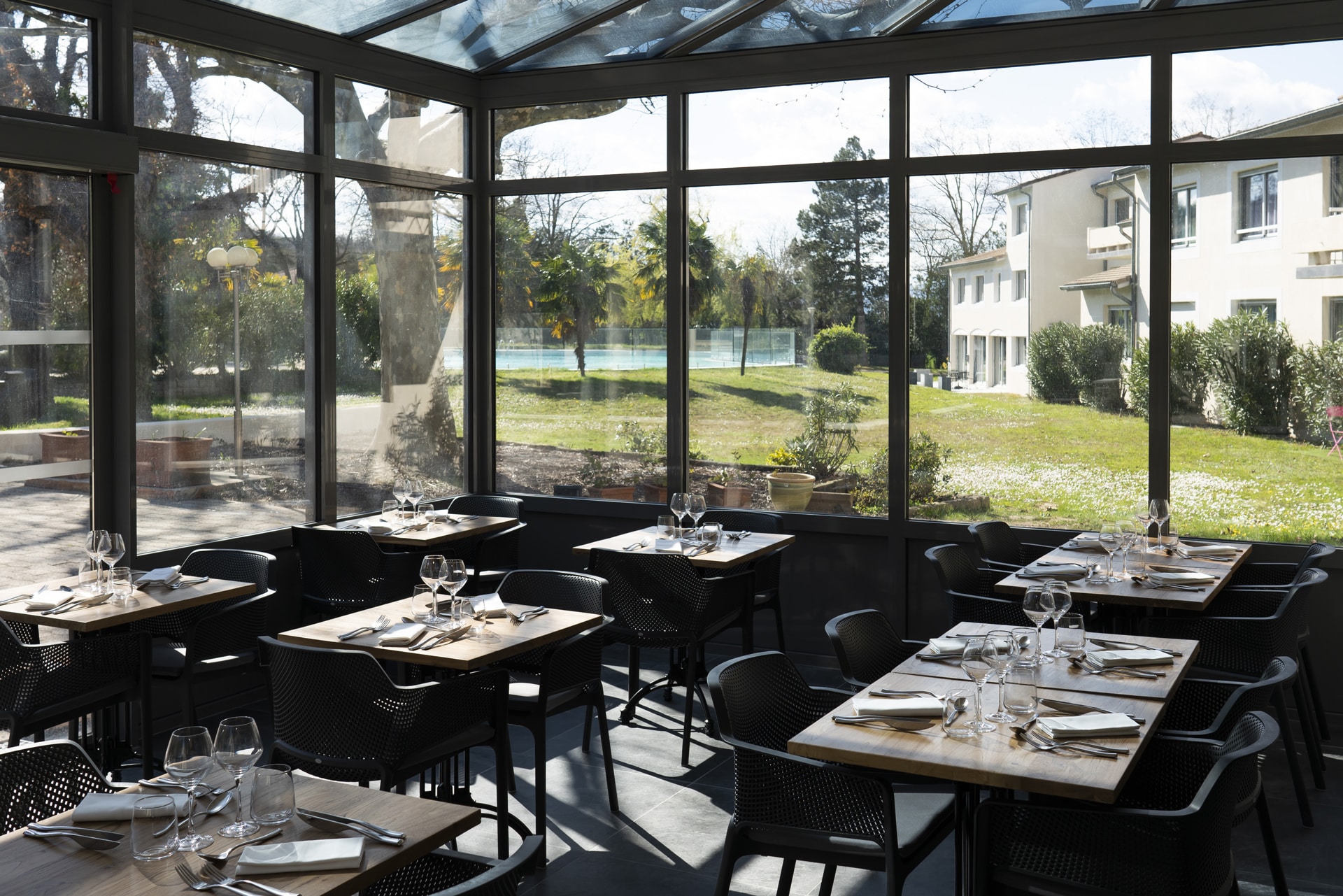 Découvrez pour vos séminaires en Drome, Hotel Restaurant Les Oliviers