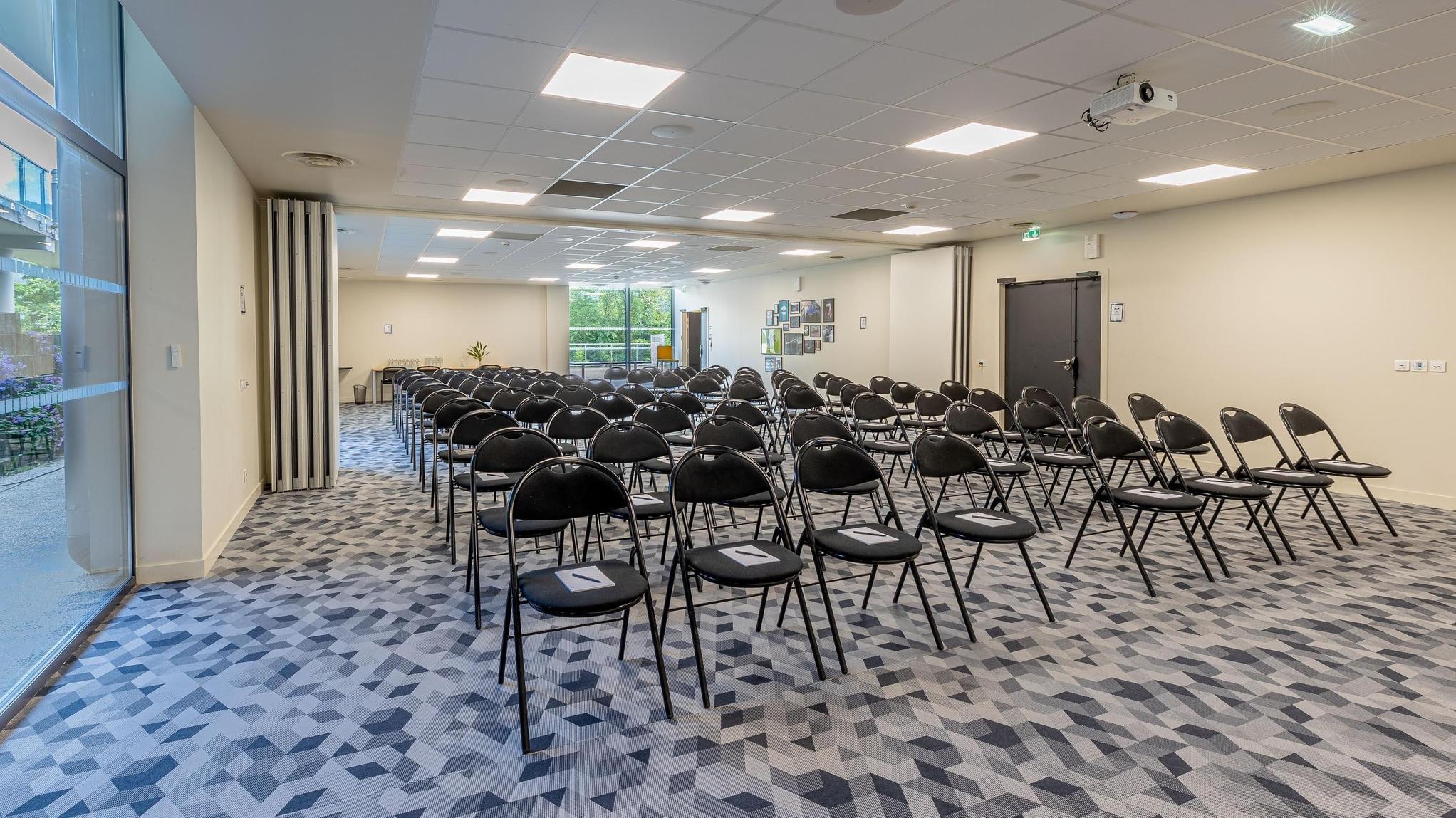 Profitez des salles de reunion pour vos séminaires avec E-Motion à Annecy