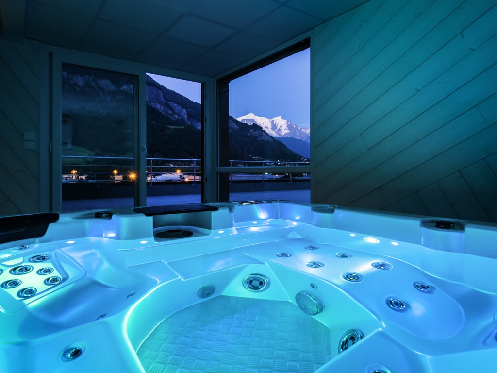 Découvrez pour vos évènements professionnels en Haute-Savoie Novotel Megève Mont-Blanc au cœur du village Megève et du domaine de Meztiva.