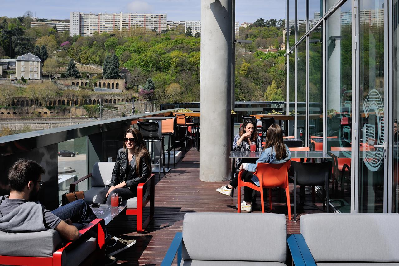 Découvrez pour vos évènements professionnels à Lyon ,Novotel Lyon Confluence. Parfait pour vos séjour professionnels.