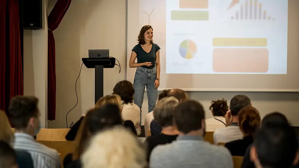 Conférence professionnelle au Village Club du Soleil