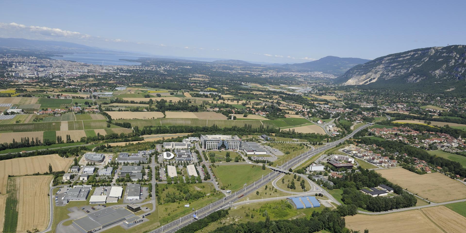 Vu Ensemble Office  De Tourisme Des Monts De Geneve