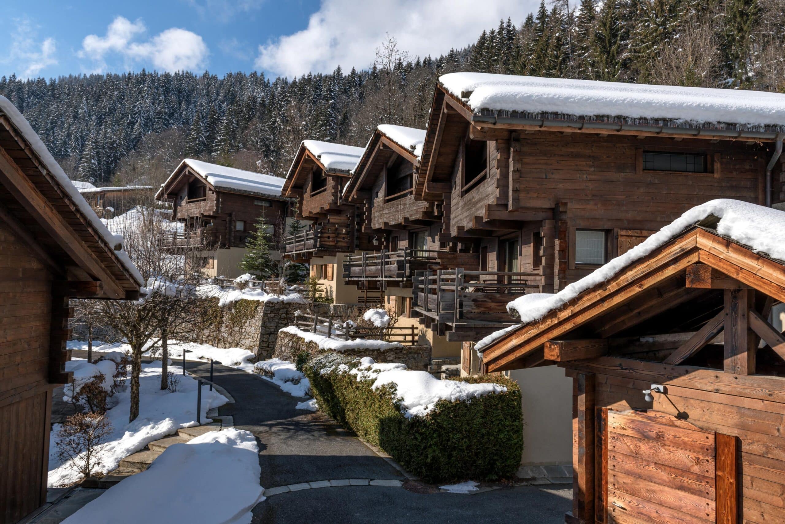 Découvrez pour vos évènements professionnels en Haute-Savoie, Les Granges D'en Haut By Deep Nature. Leader européen du spa!