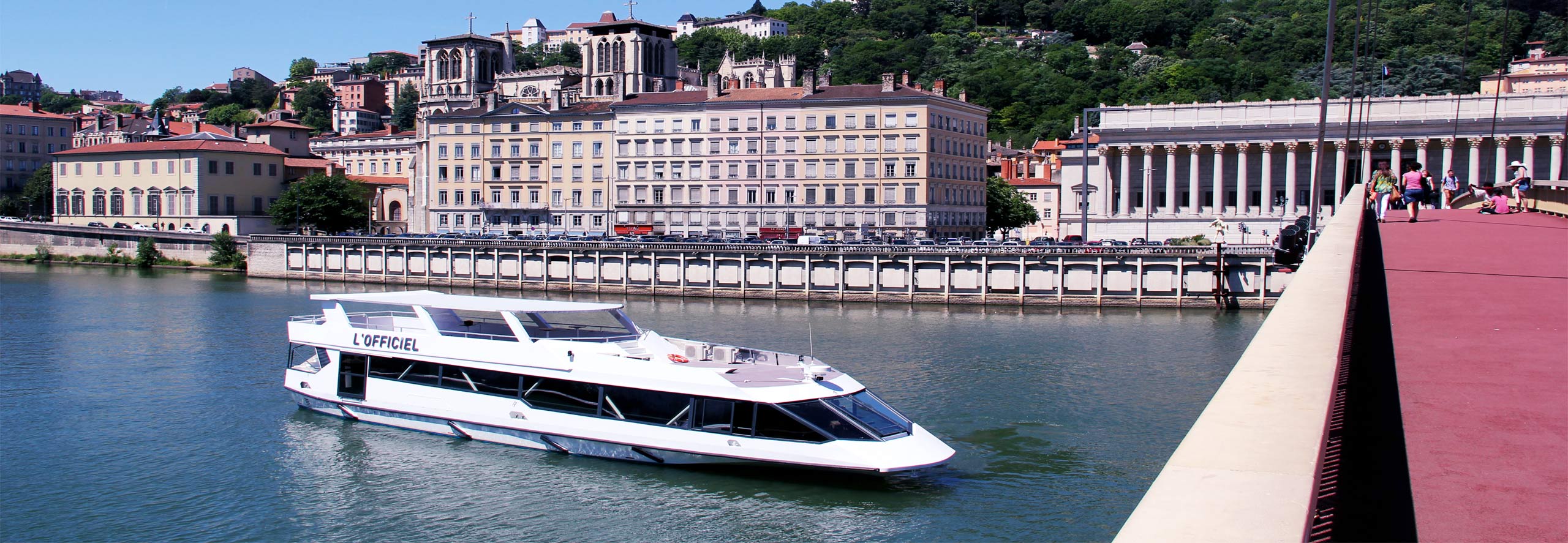 LES YACHTS DE LYON innovent dans l’univers de l’événementiel fluvial et se fixent l’objectif de planter 10000 m2 de forêt locale, durable et diversifiée grâce à sa dynamique commerciale en 2023.