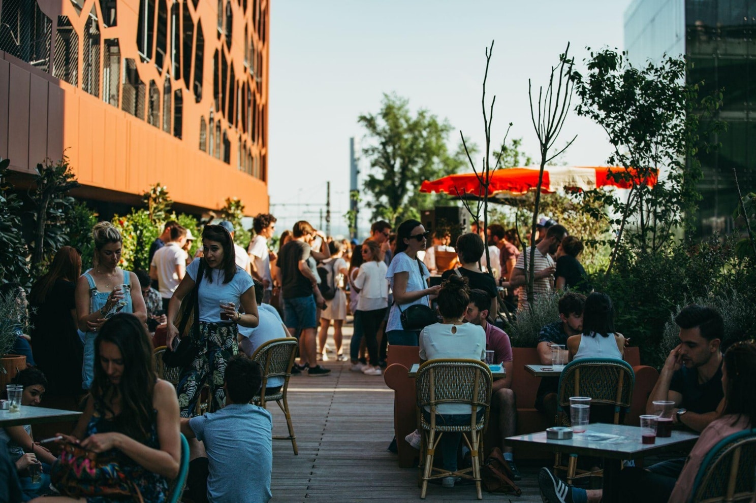 Afterwork en terrasse au MOB HOTEL Lyon