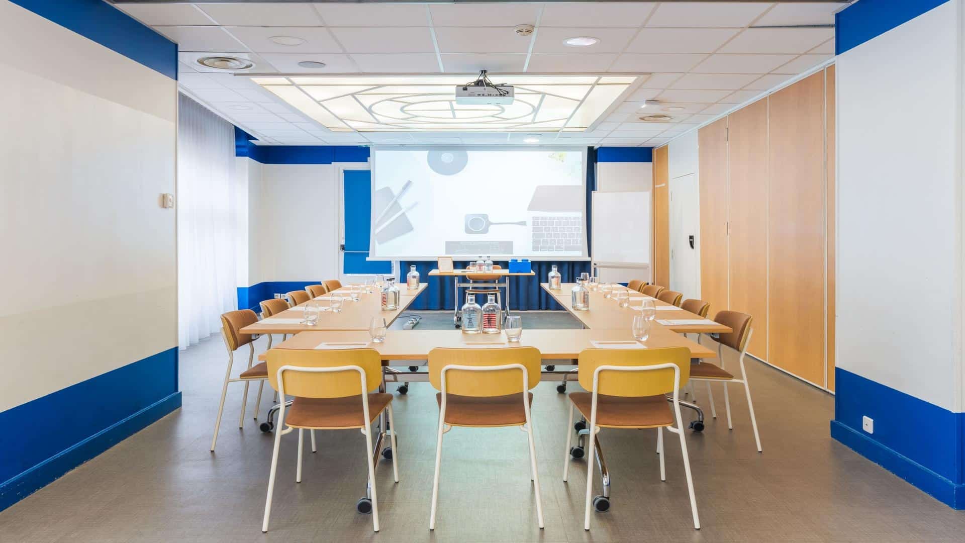 Salle de réunion du Mercure Lyon Perrache pour séminaire