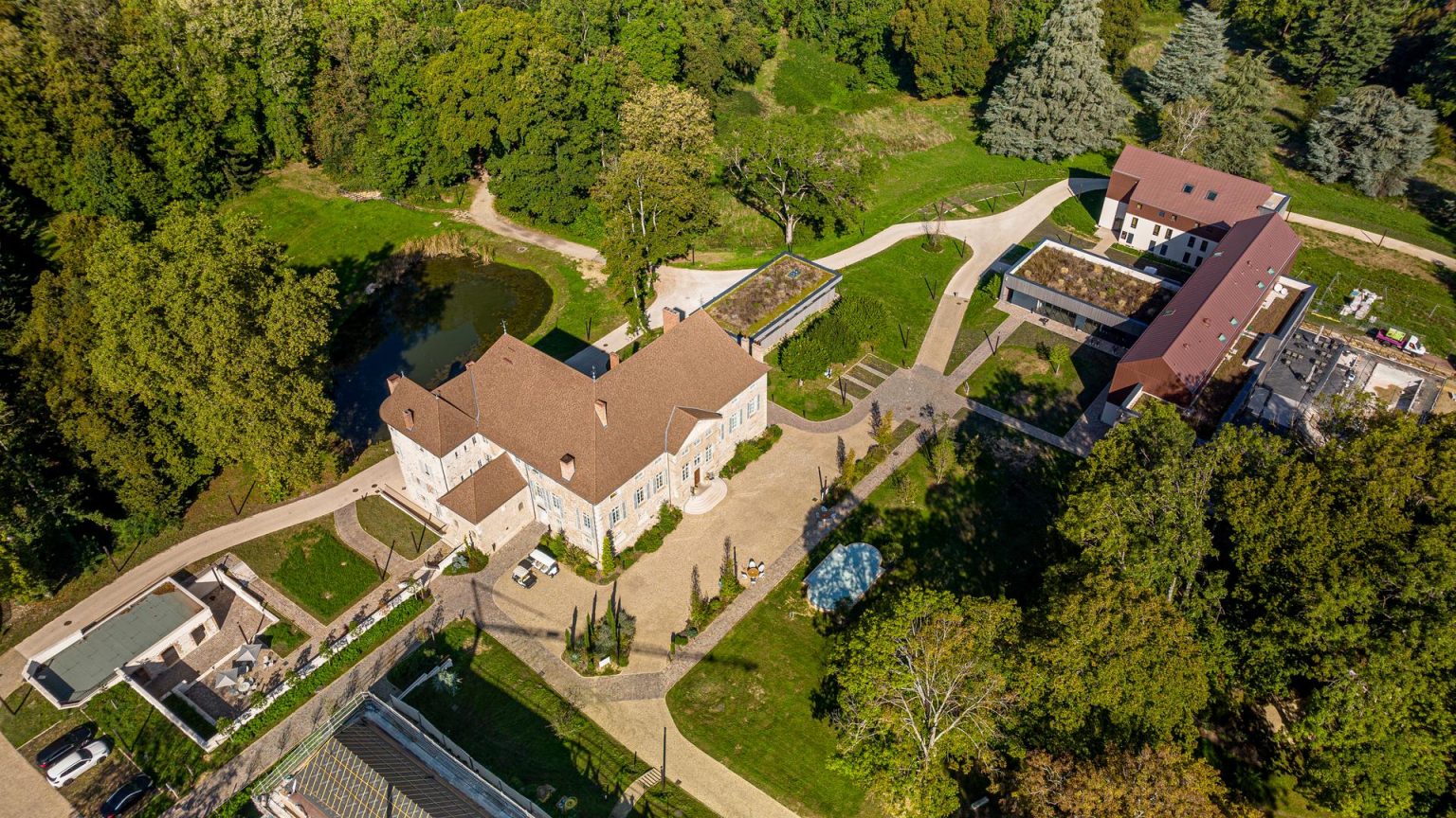 Domaine Dolomieu Ch teau Du XVIIIe Avec Parc De 8 Hectares domaine-dolomieu-ch-teau-du-xviiie-avec-parc-de-8-hectares