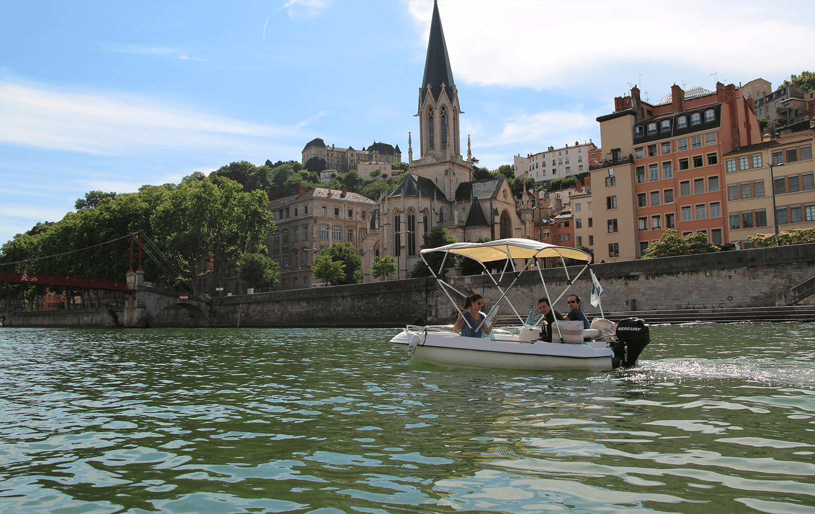 Découvrez pour de vos incentives à Lyon, Takamaka Lyon dans le quartier historique du Vieux Lyon vous propose des activités team-buildings et séminaires avec des choix d'animations et activités étendus.