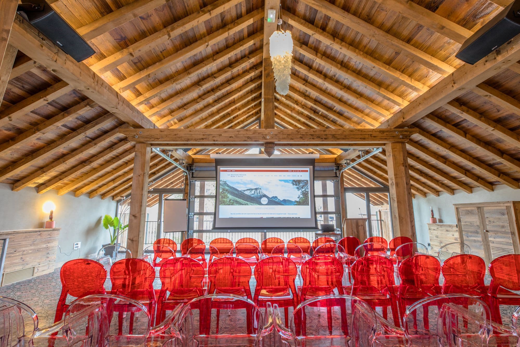 La Maison Rouge est un lieu en Savoie idéal pour vos séminaires.