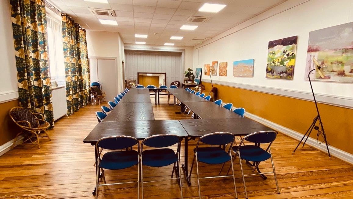 Grande salle de séminaire au Grand Hôtel de la Poste Vienne