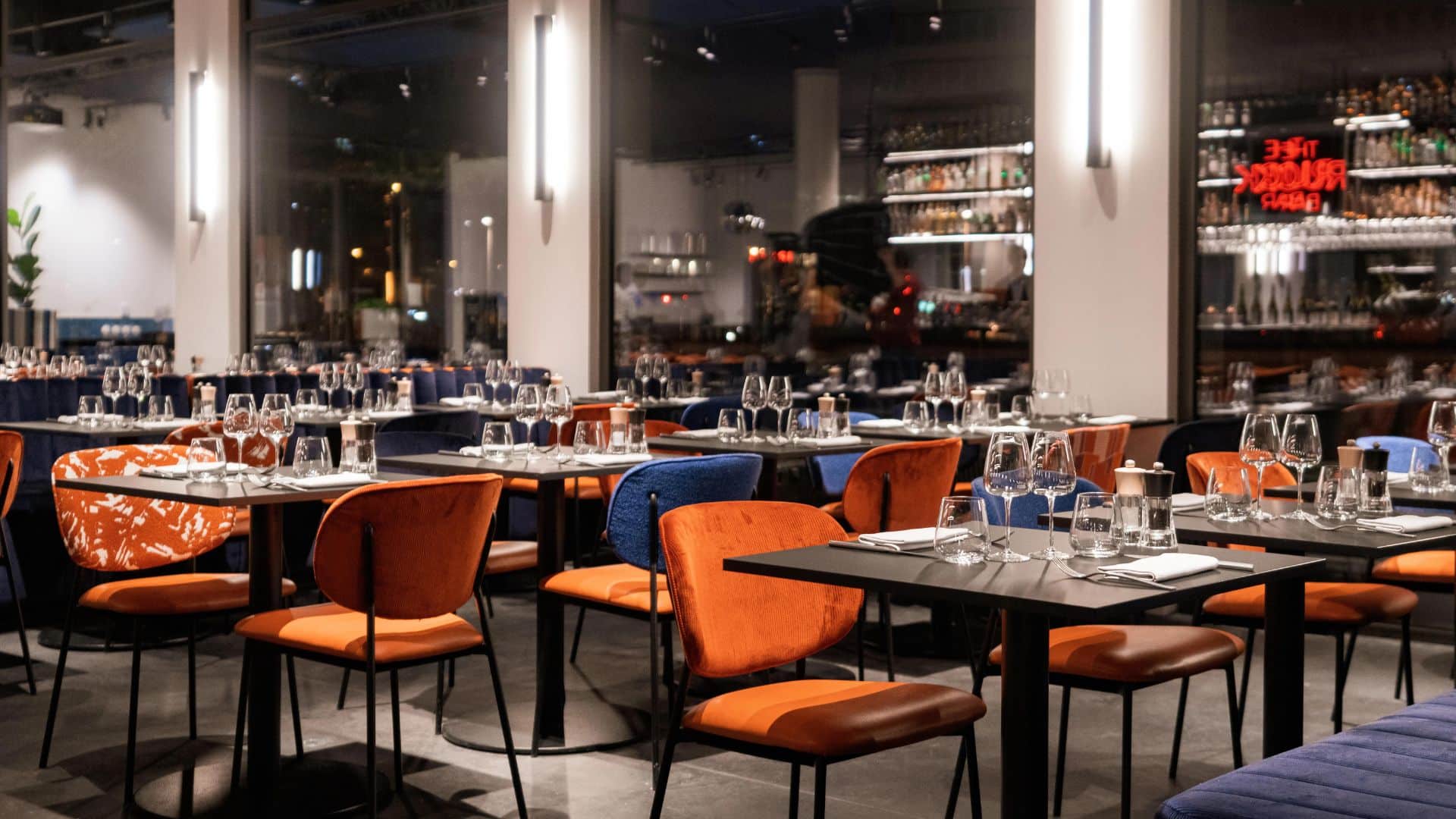 Le restaurant de The Ruck Hotel, endroit idéal pour vos diners d'affaires.