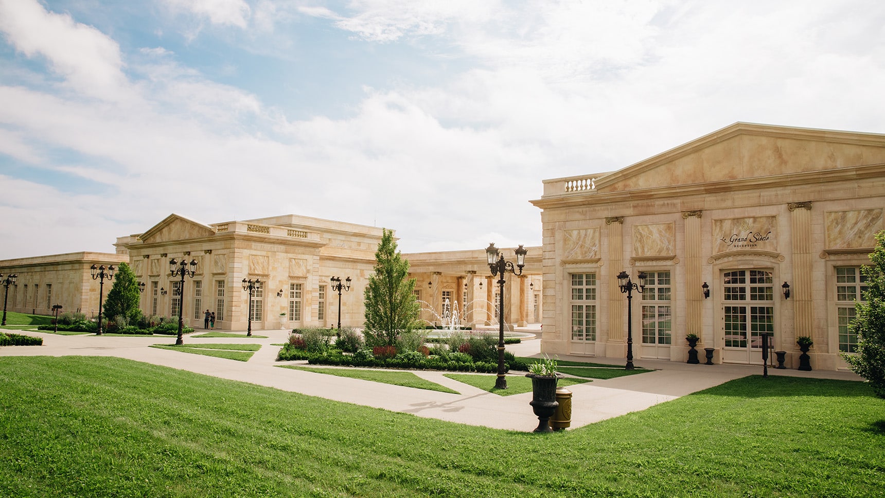 Incontournable pour vos conventions, congrès et grands événements : Le Théâtre Molière, Puy du Fou Congrès