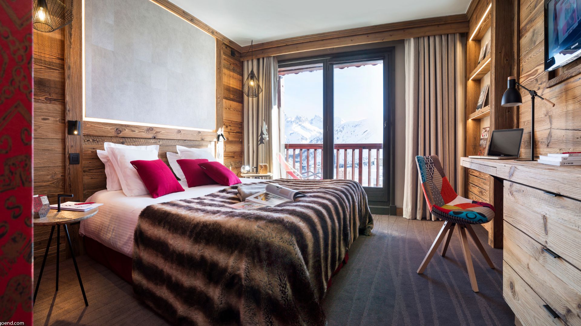 Présentation d'une des chambres de l'Hôtel Village Montana Extérieur Hiver