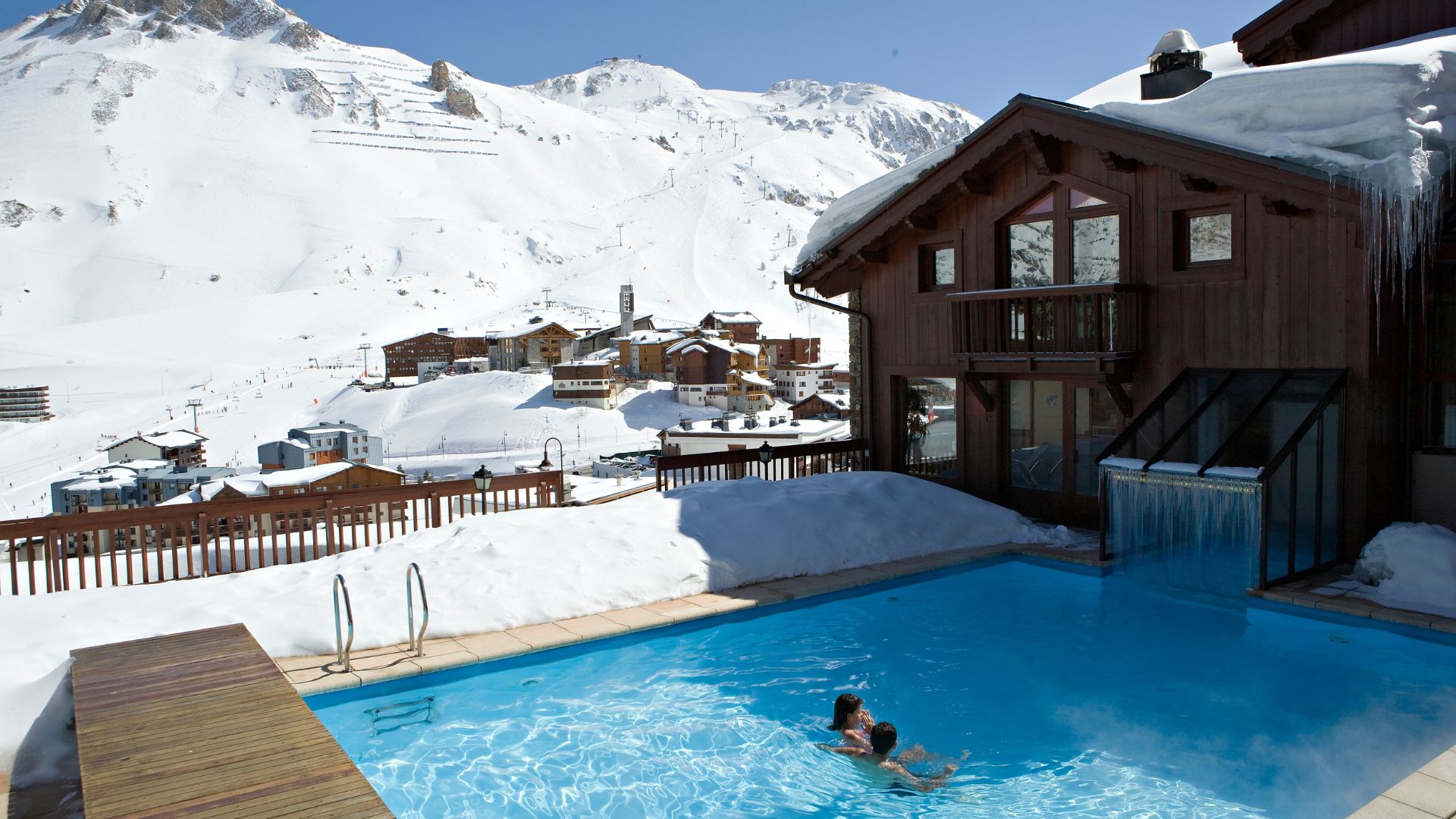 Extérieure de l'Hôtel Village Montana Extérieur Hiver