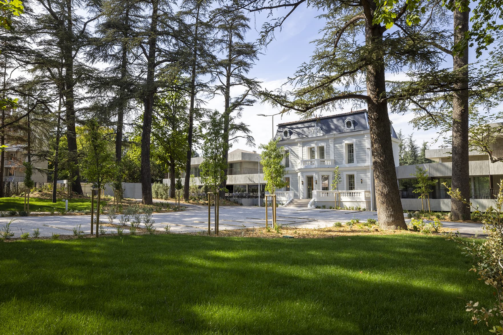 Villa Castellane Hotel spa séminaire Provence Luberon façade extérieur