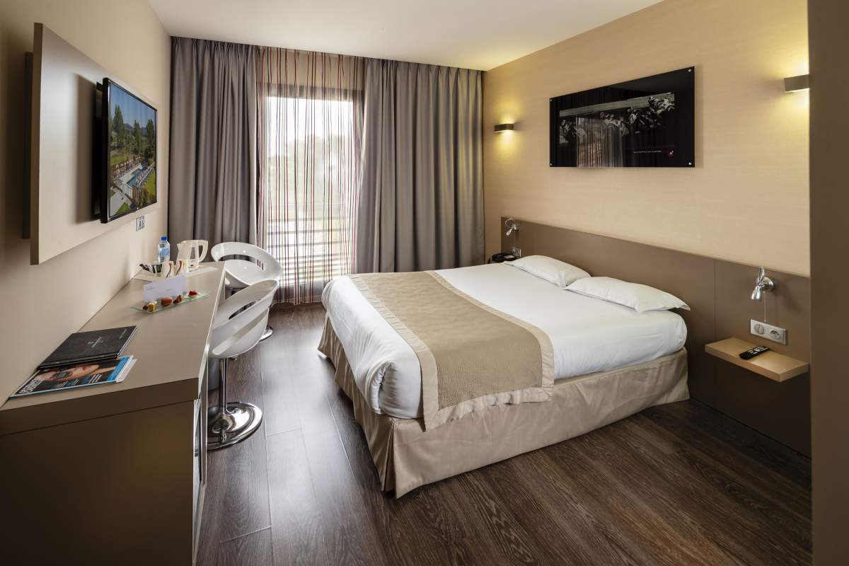 chambre hotel confort moderne Castellet Grand Prix Hôtel