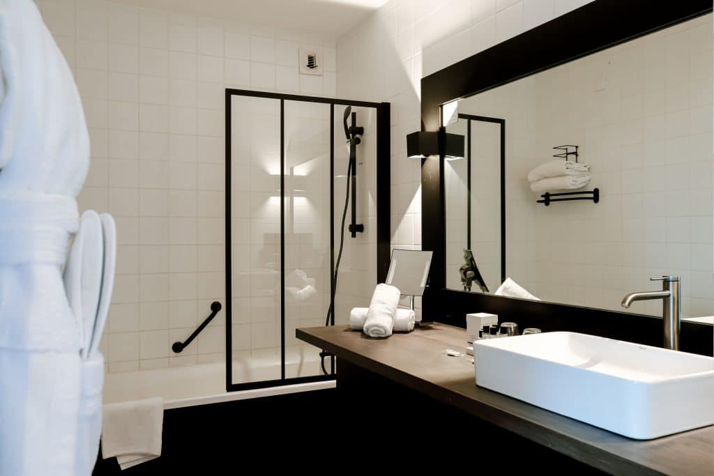 salle de bains moderne élégance Deauville