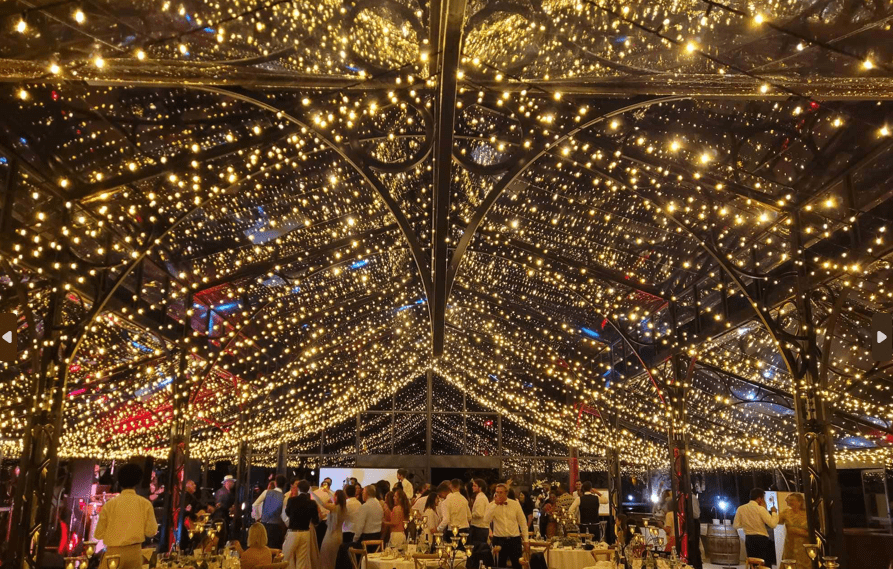 Logistique Bess Event audiovisuel événement scénographie lumière éclairage