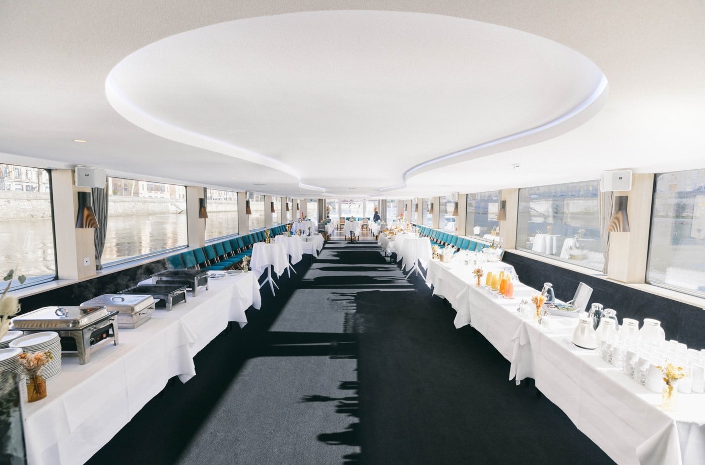 Bateau Hermes II evenement buffet traiteur Lyon