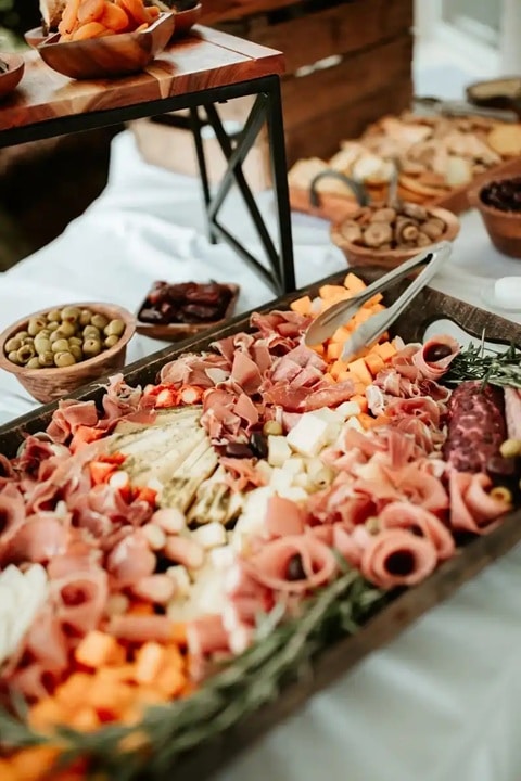 Plateau de charcuterie et fromages - The K Traiteur Event