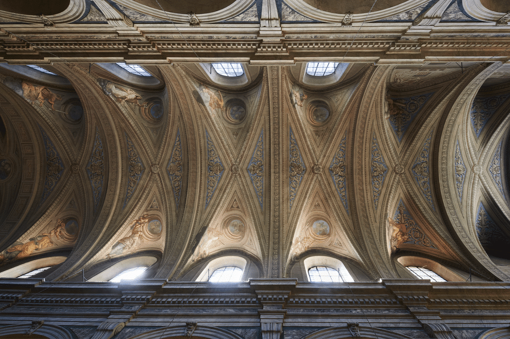 Architecture baroque des voûtes de la Chapelle de la Trinité