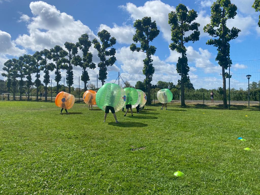 Activité de bubble foot pour team-building