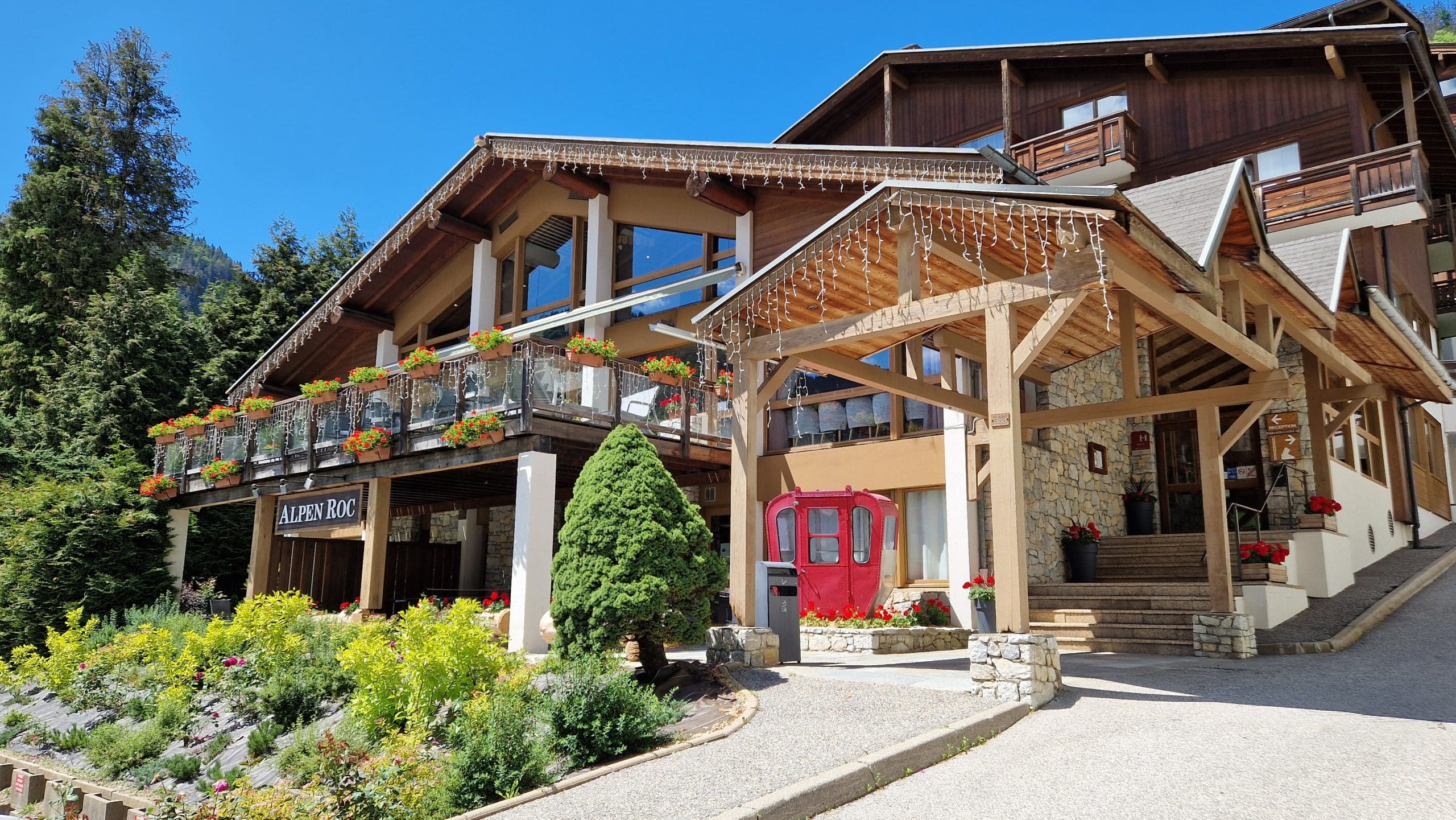 Photo de l’hôtel Alpen Roc pour promouvoir sa promotion