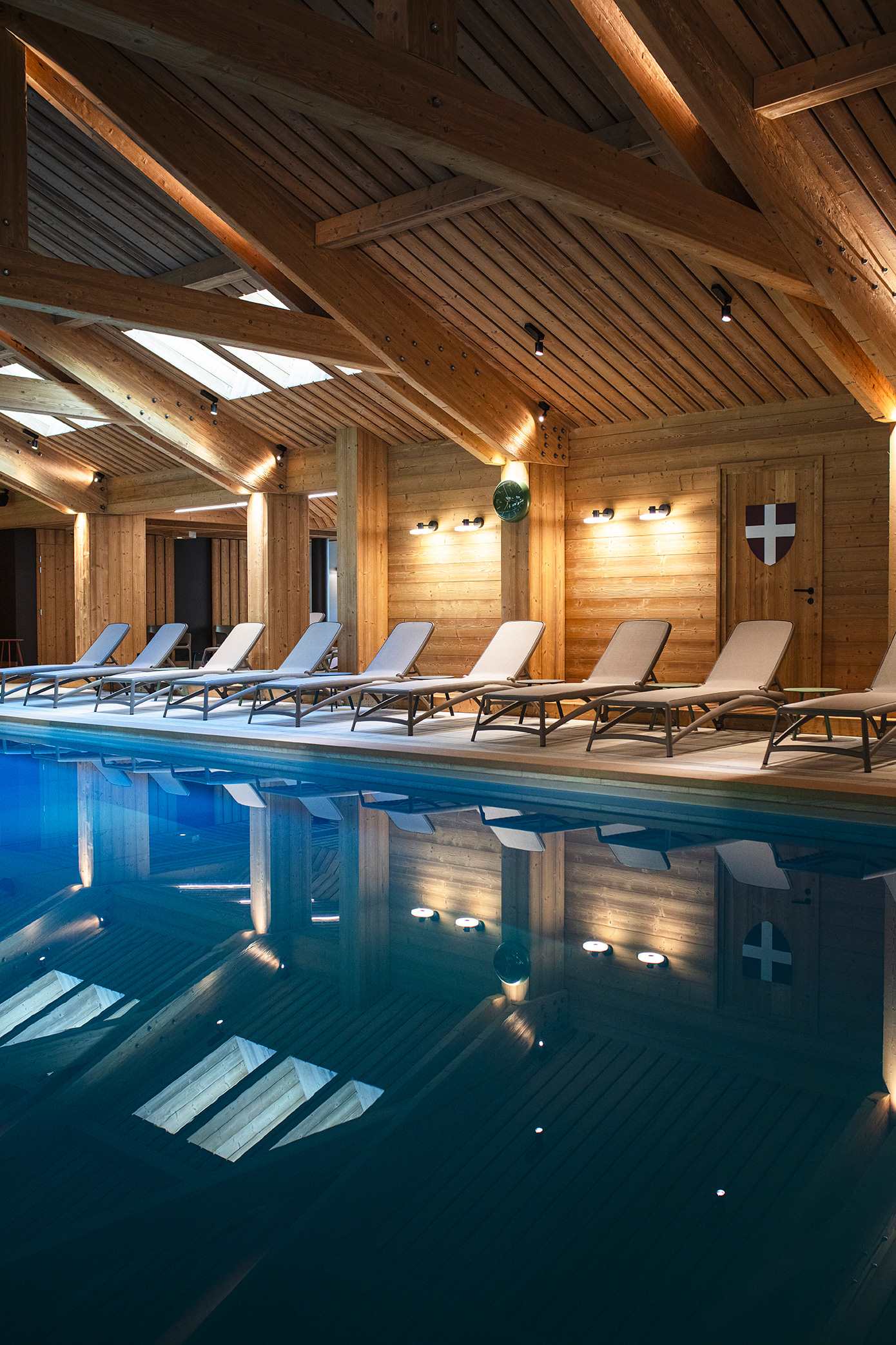 Piscine intérieure de l’Hôtel Beauregard à La Clusaz