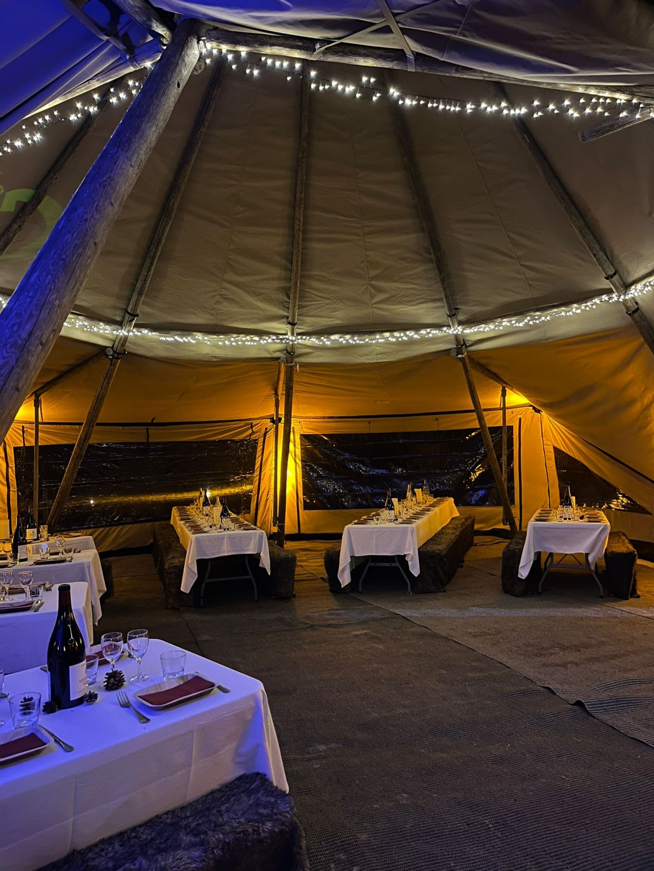 Dîner sous tente en montagne – LAKE Montagnes