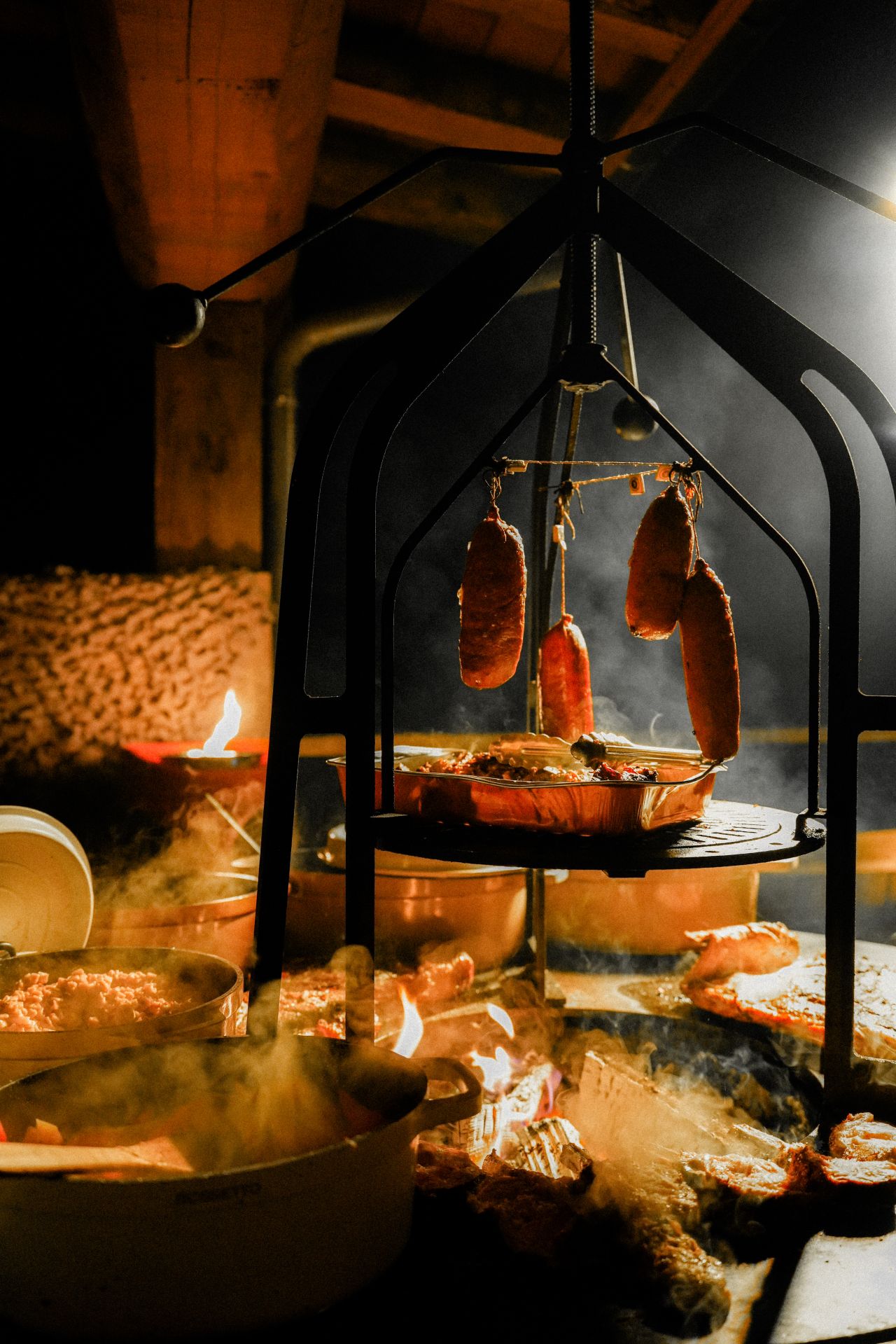Cuisson de plats au four à bois à Lake Montagnes