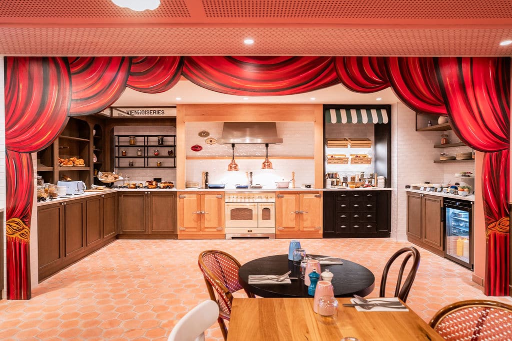 Restaurant RockyPop Marseille ambiance festive