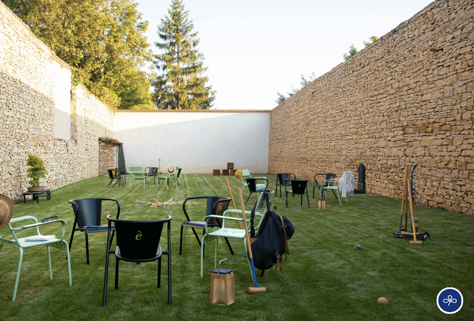 Façade et terrasse de L’Ermitage Hôtel Lyon