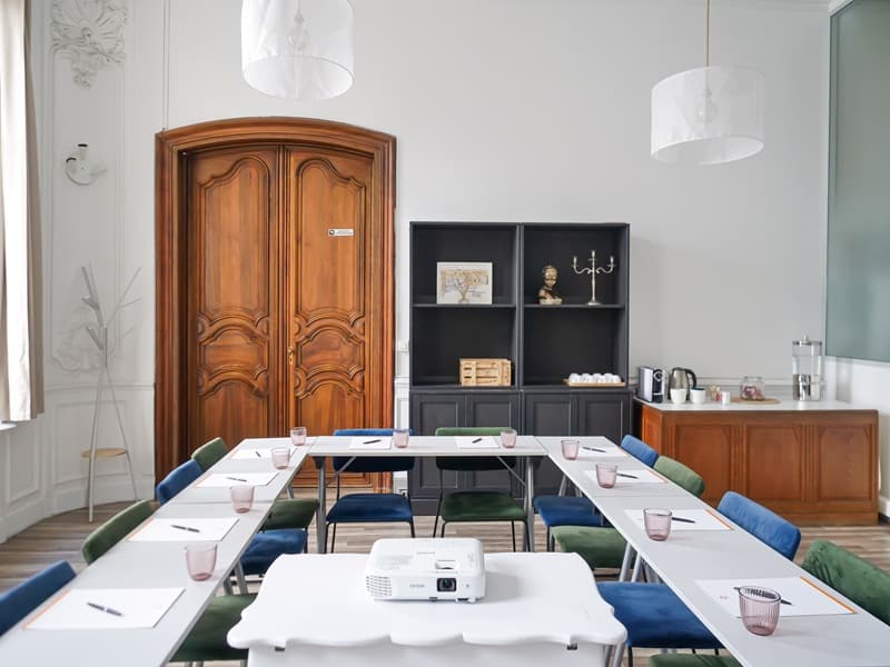 Terrasse verdoyante de Maison Montgrand