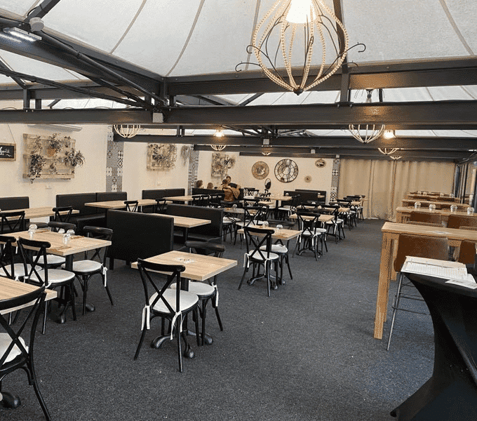 Espace polyvalent pour restauration