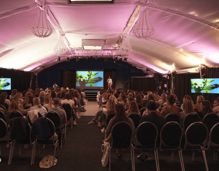 Camping Sunêlia L’Hippocampe – Salle plénière événementielle