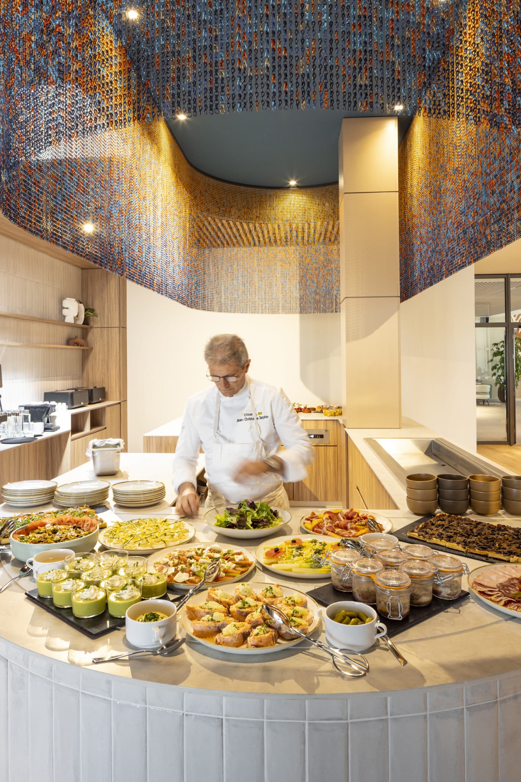 Restaurant et petit-déjeuner – Parkest Hôtel & Spa Genas