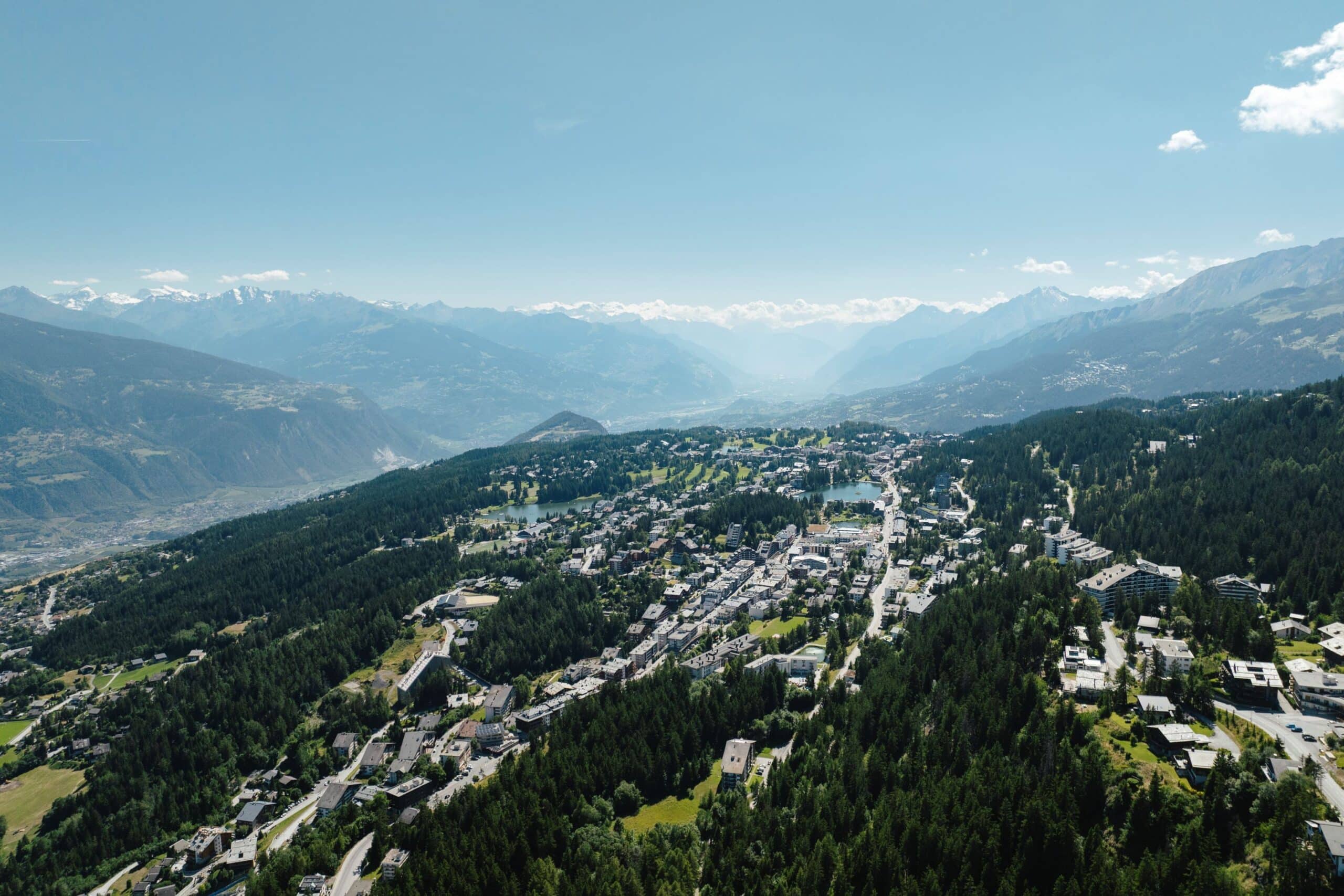 Crans-Montana vue aérienne