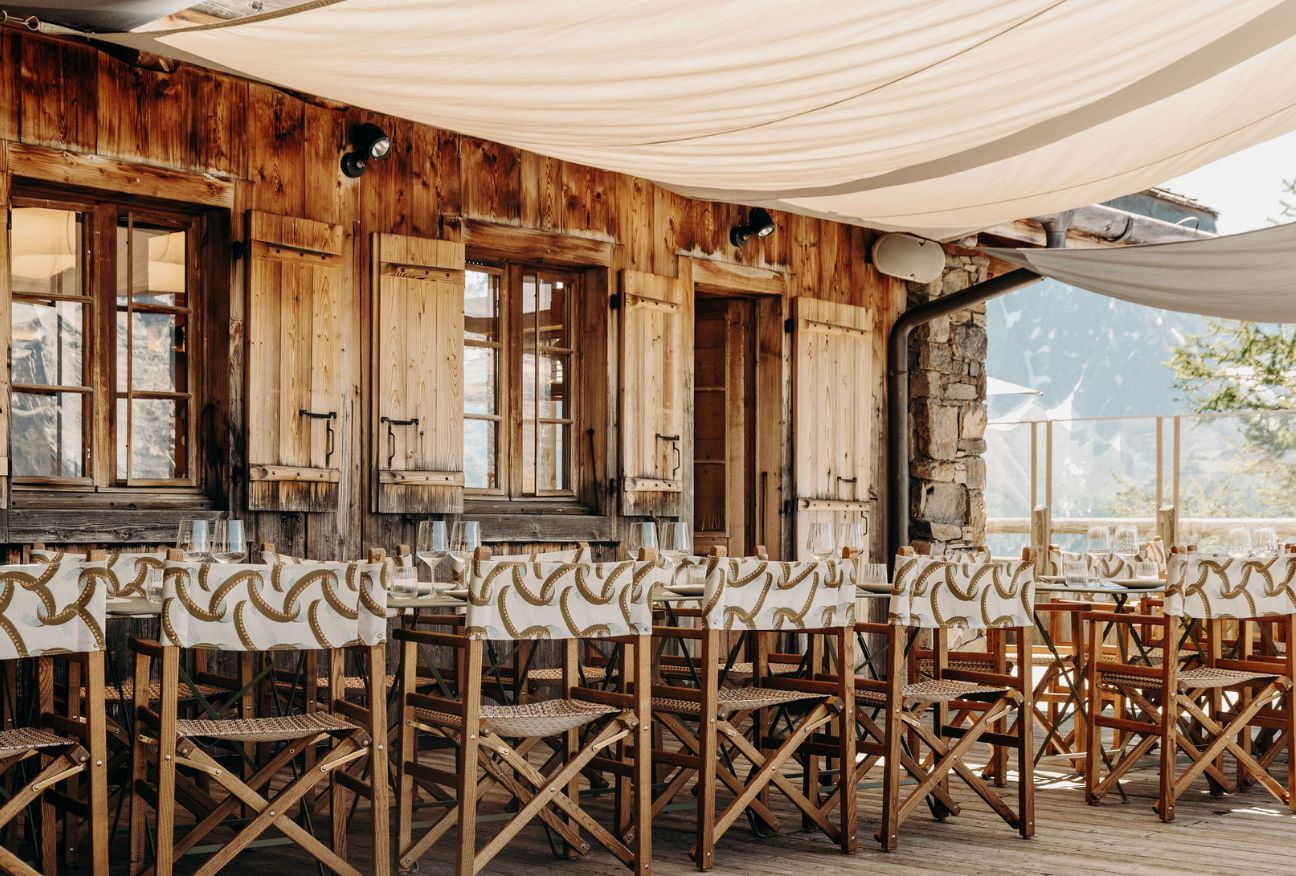 Salle de réception en bois
