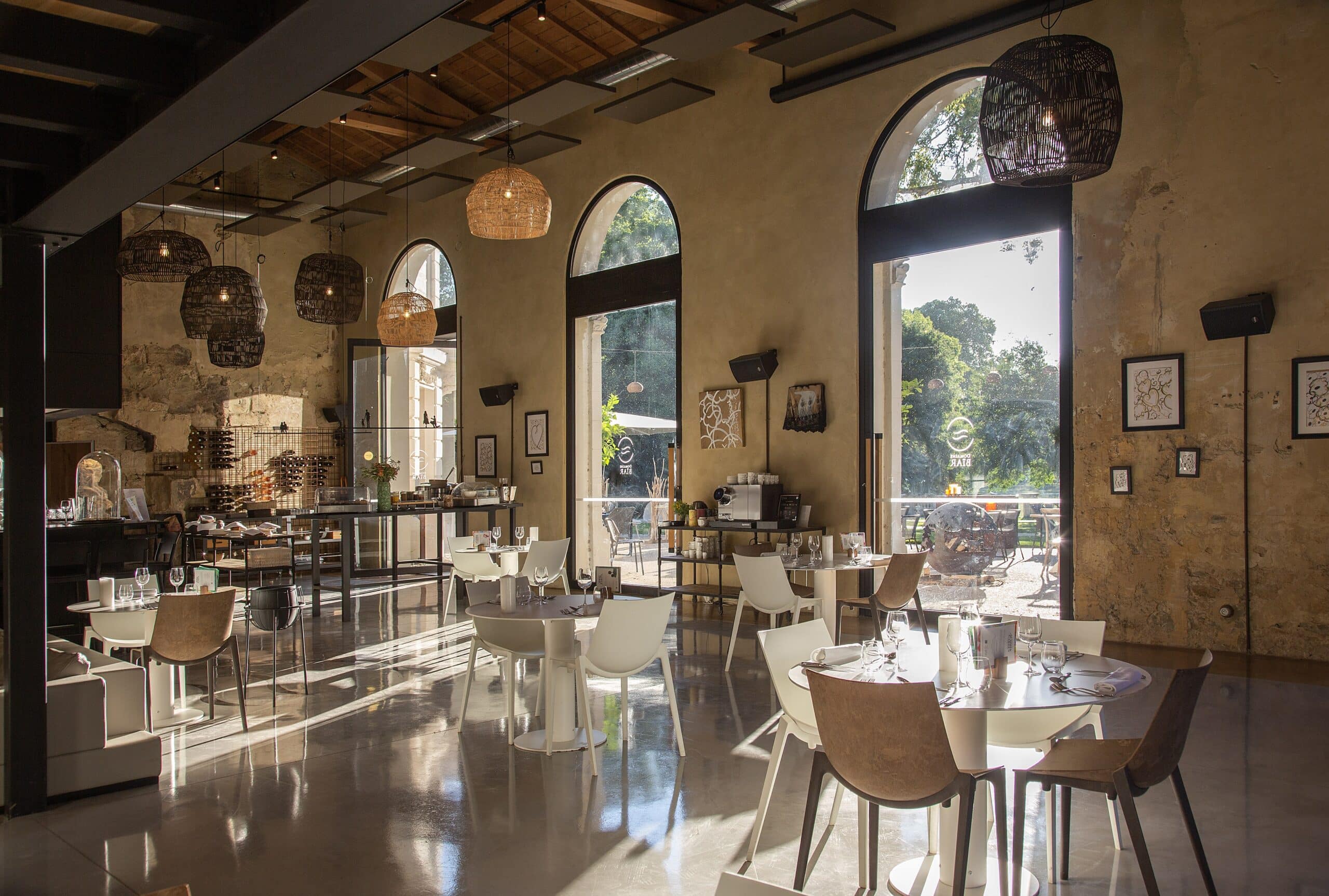 Salle de restaurant du Domaine de Biar près de Montpellier