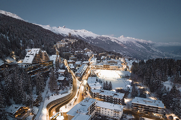 Crans-Montana illuminée en hiver
