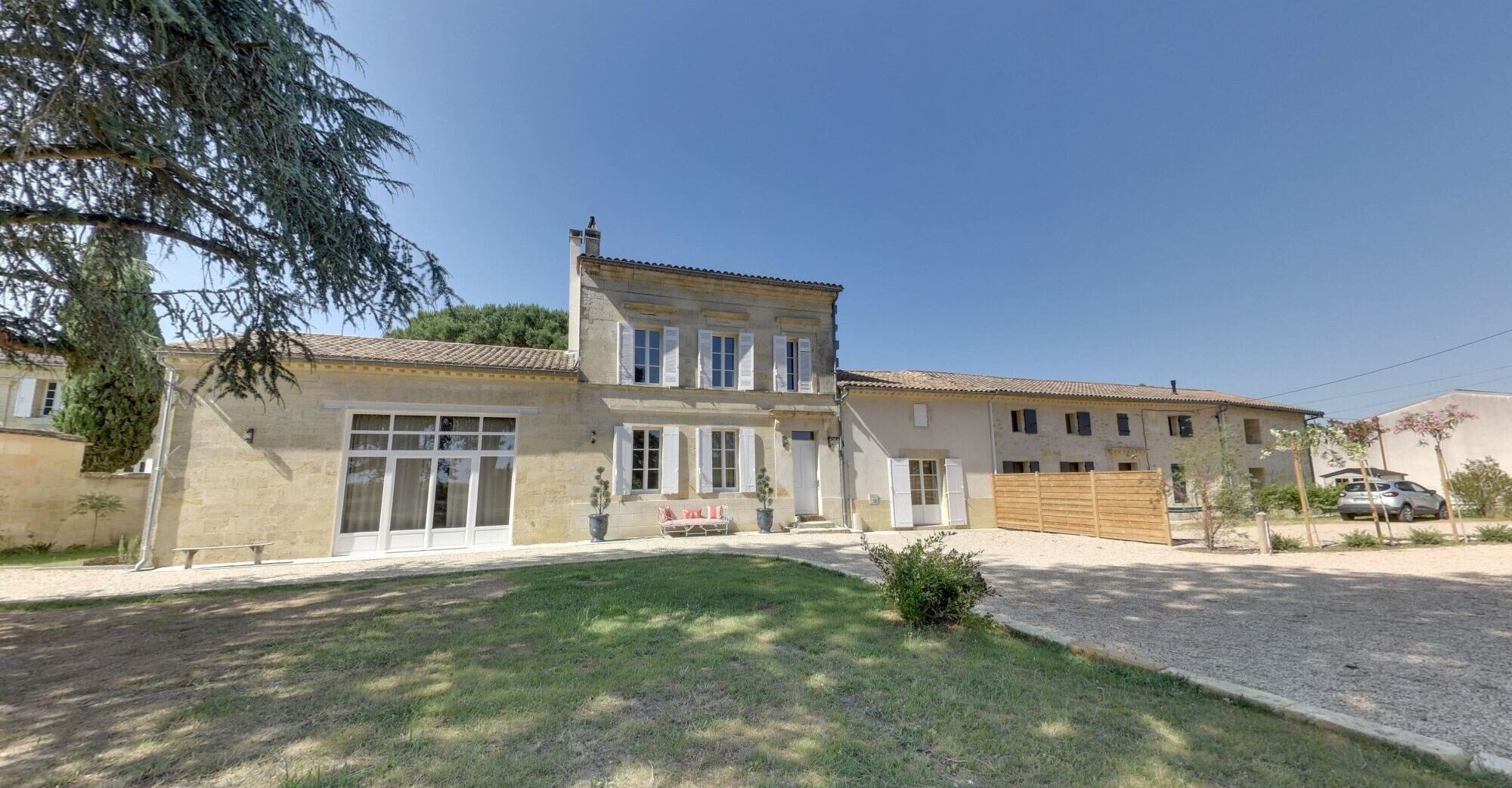 Façade du Château La Fleur de Bouard